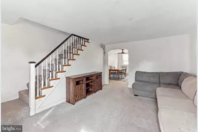 927 Fariston Drive, Drexel Hill, PA 19026 - Photo 2