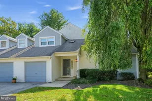 97 Hunters Run, Newtown Square, PA 19073 - Photo 2