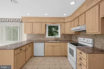 97 Hunters Run, Newtown Square, PA 19073 - Photo 4