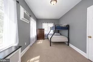 7201 Wayne Ave, Upper Darby, PA 19082 - Photo 8