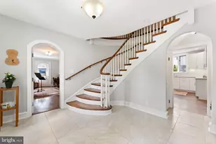 2804 Hillcrest Rd, Drexel Hill, PA 19026 - Photo 6