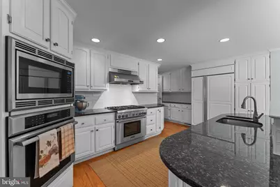507 Meadowbrook Circle, Wayne, PA 19087 - Photo 14