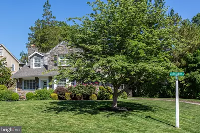 244 W Hathaway Lane, Ardmore, PA 19003 - Photo 2