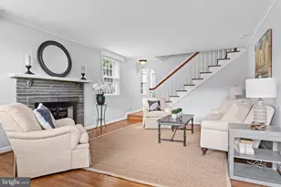 244 W Hathaway Ln, Ardmore, PA 19003 - Photo 8