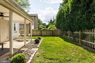 244 W Hathaway Ln, Ardmore, PA 19003 - Photo 40
