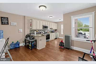1011 Clifton Avenue, Collingdale, PA 19023 - Photo 6