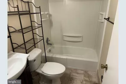 33 W Chester Pike #E8, Ridley Park, PA 19078 - Photo 38