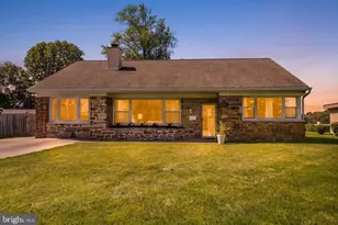 2116 Boxwood Dr, Broomall, PA 19008 - Photo 1
