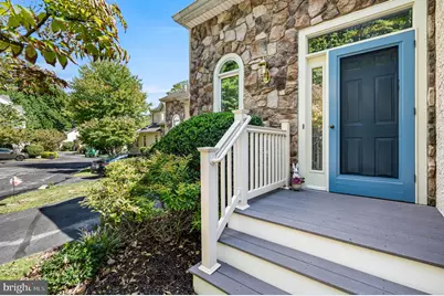 507 Waters Edge Court, Newtown Square, PA 19073 - Photo 2