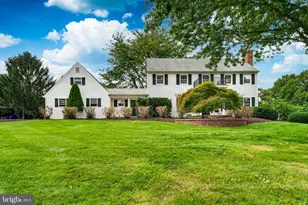 1610 Nicole Dr, Garnet Valley, PA 19060 - Photo 4