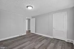 243 W 22nd St, Chester, PA 19013 - Photo 18
