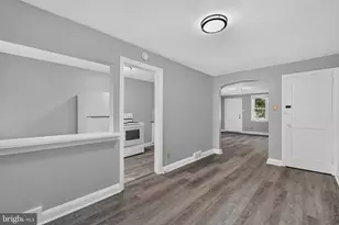 331 W 21st St, Chester, PA 19013 - Photo 12