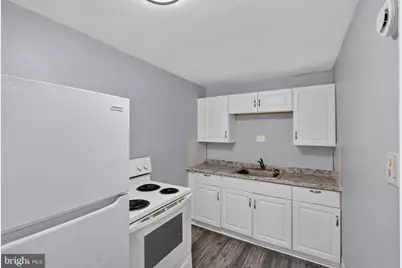 331 W 21st Street, Chester, PA 19013 - Photo 10