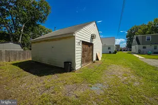 2213 Pershing Ave, Morton, PA 19070 - Photo 22