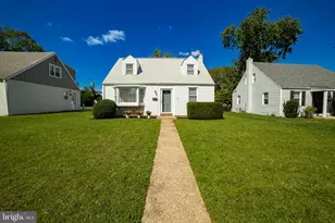 2213 Pershing Ave, Morton, PA 19070 - Photo 2