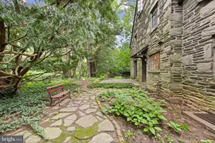 30 Guernsey Rd, Swarthmore, PA 19081 - Photo 32