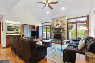 1 Thistle Ln, Media, PA 19063 - Photo 8
