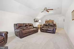 1631 Village Ave, Garnet Valley, PA 19060 - Photo 32