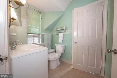 99 W Greenwood Avenue, Lansdowne, PA 19050 - Photo 46
