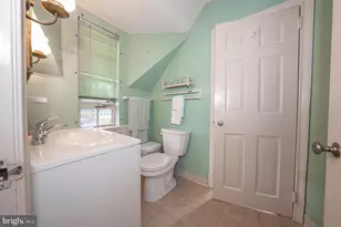 99 W Greenwood Ave, Lansdowne, PA 19050 - Photo 46