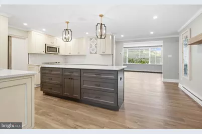 705 Hedgerow Drive, Broomall, PA 19008 - Photo 14