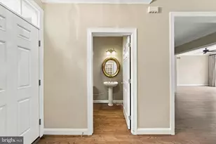 8 Three Oak Ln, West Chester, PA 19382 - Photo 6