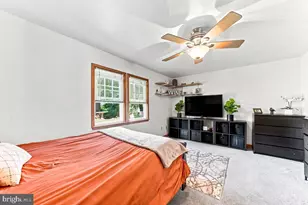 320 E Knowles Ave, Glenolden, PA 19036 - Photo 18