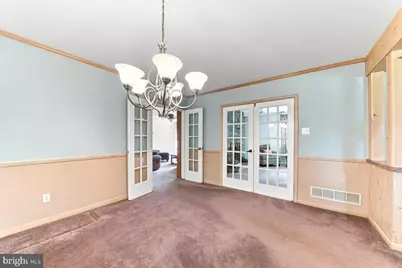 320 E Knowles Avenue, Glenolden, PA 19036 - Photo 10