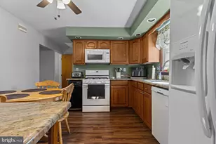 45 Evergreen Ave, Broomall, PA 19008 - Photo 18
