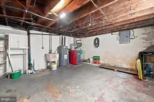 306 Collingdale Ave, Darby, PA 19023 - Photo 24