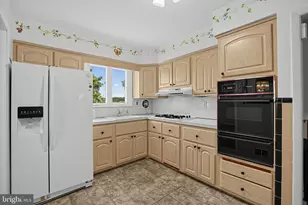 245 Talbot Dr, Broomall, PA 19008 - Photo 4