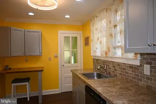 215 W Dupont St, Ridley Park, PA 19078 - Photo 30