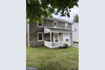 23 W Woodland Avenue, Springfield, PA 19064 - Photo 2