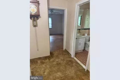 23 W Woodland Avenue, Springfield, PA 19064 - Photo 12