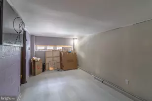 526 Jansen Ave, Essington, PA 19029 - Photo 18
