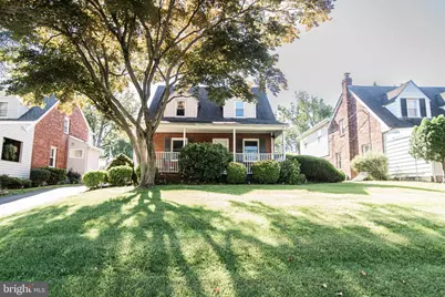 214 W Macdade Boulevard, Folsom, PA 19033 - Photo 2