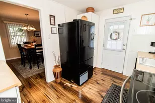 214 W MacDade Blvd, Folsom, PA 19033 - Photo 26