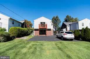 214 W MacDade Blvd, Folsom, PA 19033 - Photo 8