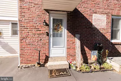 214 W Macdade Boulevard, Folsom, PA 19033 - Photo 14