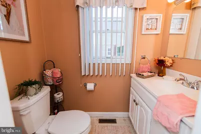 214 W Macdade Boulevard, Folsom, PA 19033 - Photo 32