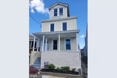 1209 Leiper Street, Crum Lynne, PA 19022 - Photo 1