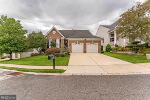 91 S Valentine Dr, Garnet Valley, PA 19060 - Photo 2