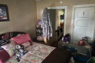 105 E 22nd St, Chester, PA 19013 - Photo 18
