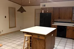 302 Felton Ave, Sharon Hill, PA 19079 - Photo 6
