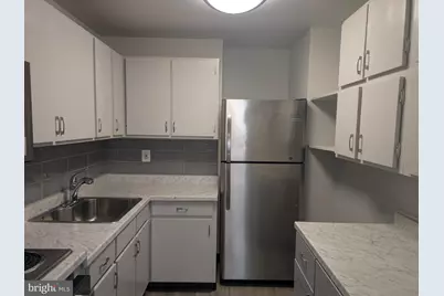 100 E 100  Glenolden Ave. #U-4, Glenolden, PA 19036 - Photo 2