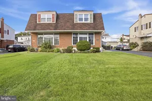 1422 Greenway Rd, Swarthmore, PA 19081 - Photo 1