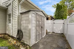 1416 Kingsley Rd, Havertown, PA 19083 - Photo 32