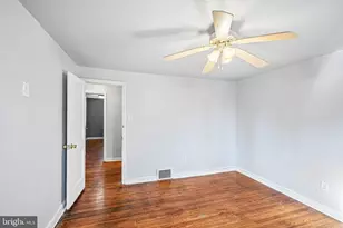 1302 Wycombe Ave, Darby, PA 19023 - Photo 16