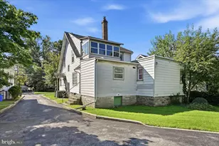 521 10th Ave, Prospect Park, PA 19076 - Photo 4