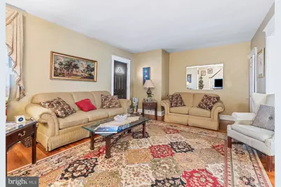 257 Long Lane, Upper Darby, PA 19082 - Photo 2
